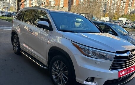 Toyota Highlander III, 2014 год, 2 800 000 рублей, 4 фотография