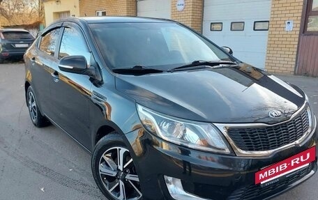 KIA Rio III рестайлинг, 2014 год, 990 000 рублей, 2 фотография