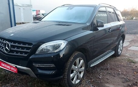 Mercedes-Benz M-Класс, 2014 год, 2 800 000 рублей, 4 фотография