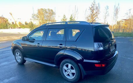 Mitsubishi Outlander III рестайлинг 3, 2010 год, 810 000 рублей, 3 фотография