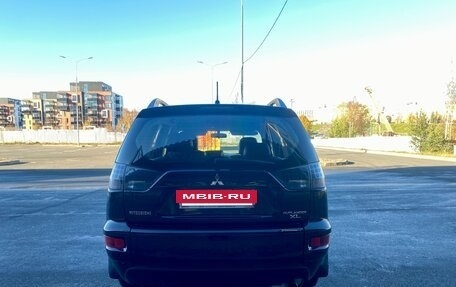 Mitsubishi Outlander III рестайлинг 3, 2010 год, 810 000 рублей, 5 фотография