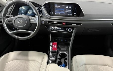 Hyundai Sonata VIII, 2020 год, 2 630 000 рублей, 17 фотография