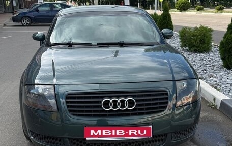 Audi TT, 2000 год, 690 000 рублей, 1 фотография