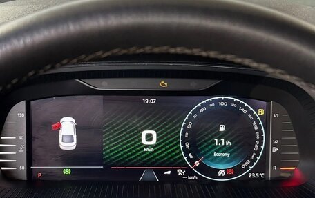 Skoda Octavia IV, 2023 год, 2 210 000 рублей, 10 фотография