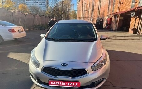 KIA cee'd III, 2015 год, 1 330 000 рублей, 1 фотография