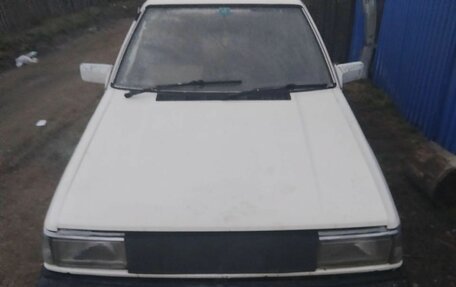 Nissan Sunny B11, 1985 год, 110 000 рублей, 2 фотография