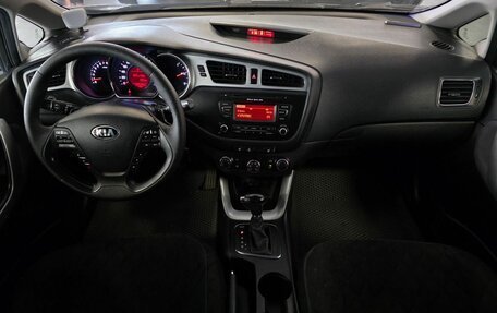 KIA cee'd III, 2012 год, 990 000 рублей, 11 фотография