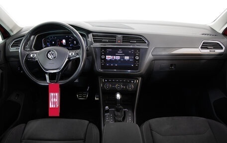 Volkswagen Tiguan II, 2019 год, 2 699 000 рублей, 9 фотография