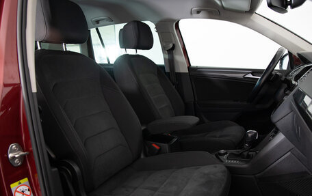 Volkswagen Tiguan II, 2019 год, 2 699 000 рублей, 12 фотография