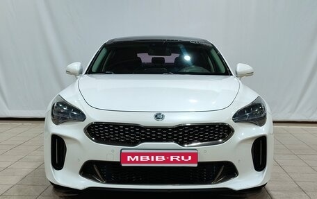 KIA Stinger I, 2018 год, 2 200 000 рублей, 1 фотография