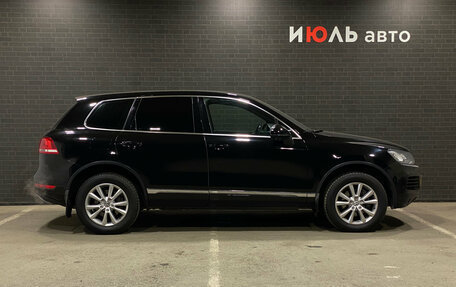 Volkswagen Touareg III, 2012 год, 1 855 000 рублей, 4 фотография