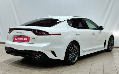 KIA Stinger I, 2018 год, 2 200 000 рублей, 4 фотография