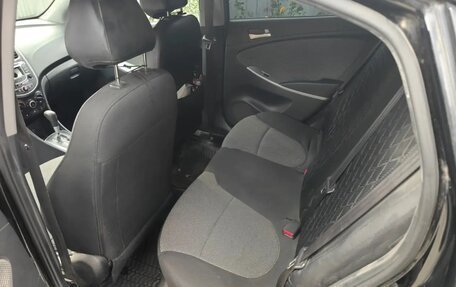 Hyundai Solaris II рестайлинг, 2013 год, 900 000 рублей, 6 фотография