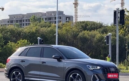 Audi Q3, 2023 год, 1 900 000 рублей, 3 фотография