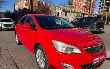 Opel Astra J, 2011 год, 780 000 рублей, 5 фотография