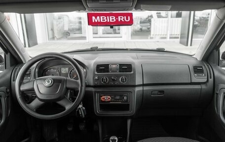 Skoda Fabia II, 2012 год, 499 000 рублей, 17 фотография
