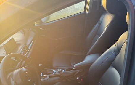 Mazda 3, 2014 год, 900 000 рублей, 10 фотография