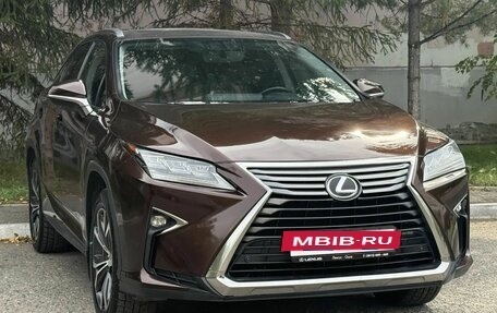 Lexus RX IV рестайлинг, 2017 год, 3 050 000 рублей, 3 фотография