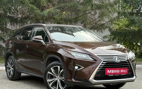 Lexus RX IV рестайлинг, 2017 год, 3 050 000 рублей, 9 фотография