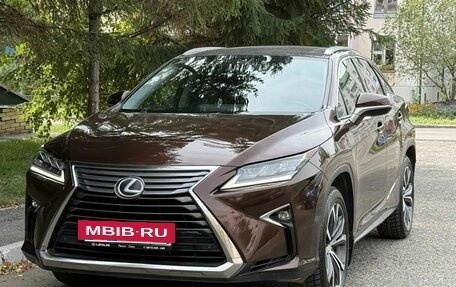 Lexus RX IV рестайлинг, 2017 год, 3 050 000 рублей, 6 фотография