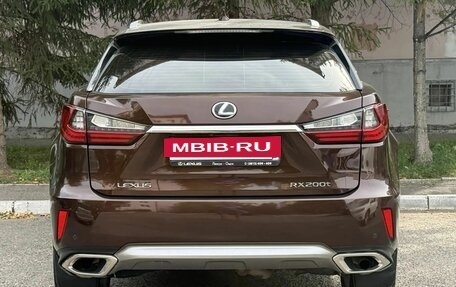 Lexus RX IV рестайлинг, 2017 год, 3 050 000 рублей, 15 фотография