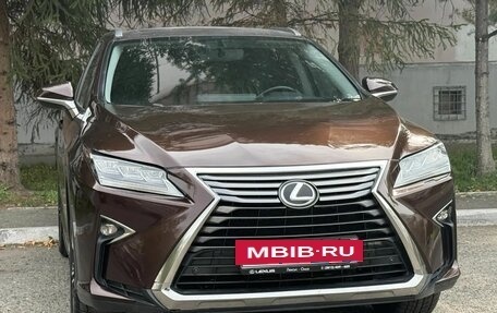 Lexus RX IV рестайлинг, 2017 год, 3 050 000 рублей, 12 фотография