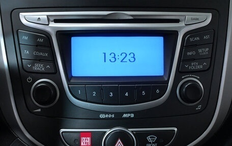 Hyundai Solaris II рестайлинг, 2012 год, 730 000 рублей, 13 фотография
