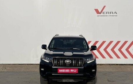 Toyota Land Cruiser Prado 150 рестайлинг, 2021 год, 7 000 000 рублей, 6 фотография