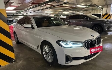 BMW 5 серия, 2022 год, 4 500 000 рублей, 2 фотография