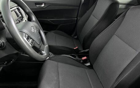 Hyundai Solaris II рестайлинг, 2021 год, 1 450 000 рублей, 9 фотография