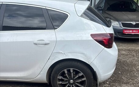 Opel Astra J, 2012 год, 600 000 рублей, 6 фотография