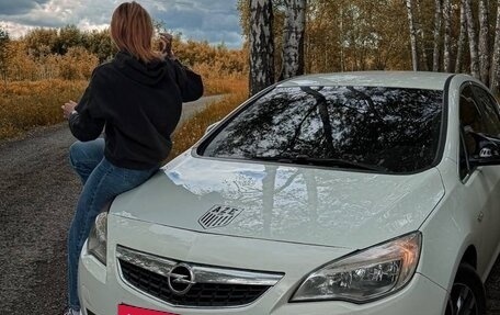 Opel Astra J, 2012 год, 600 000 рублей, 7 фотография