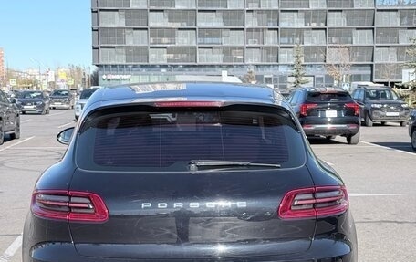 Porsche Macan I рестайлинг, 2015 год, 2 150 000 рублей, 5 фотография
