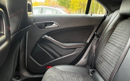 Mercedes-Benz CLA, 2013 год, 1 850 000 рублей, 16 фотография