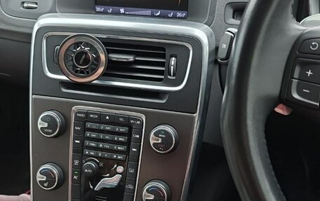 Volvo V60 I, 2013 год, 1 200 000 рублей, 4 фотография