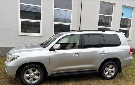 Toyota Land Cruiser 200, 2010 год, 2 400 000 рублей, 6 фотография