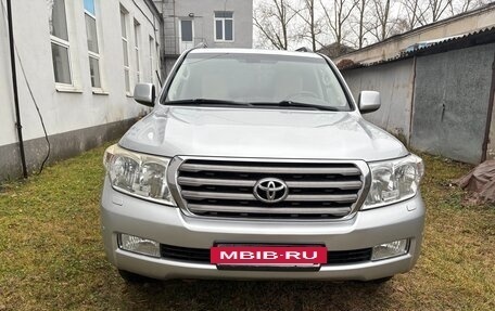 Toyota Land Cruiser 200, 2010 год, 2 400 000 рублей, 2 фотография