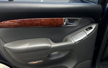 Toyota Land Cruiser Prado 120, 2005 год, 1 900 000 рублей, 11 фотография
