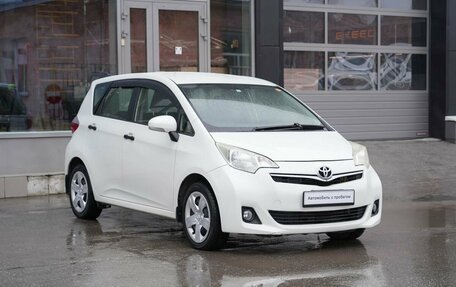 Toyota Ractis II, 2013 год, 850 000 рублей, 3 фотография