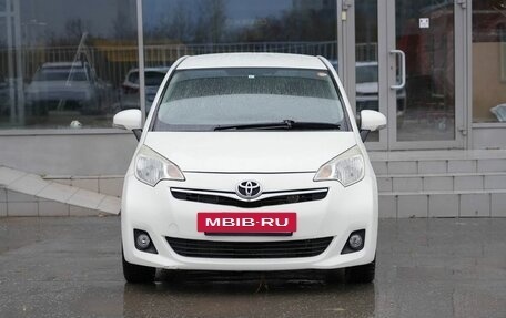 Toyota Ractis II, 2013 год, 850 000 рублей, 2 фотография