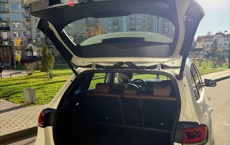 Mercedes-Benz B-Класс, 2019 год, 2 300 000 рублей, 10 фотография