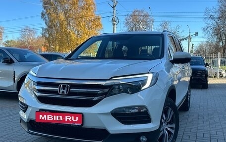 Honda Pilot III рестайлинг, 2017 год, 3 400 000 рублей, 5 фотография