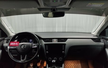 Skoda Octavia, 2019 год, 1 590 000 рублей, 6 фотография
