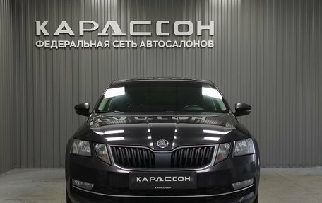 Skoda Octavia, 2019 год, 1 590 000 рублей, 2 фотография