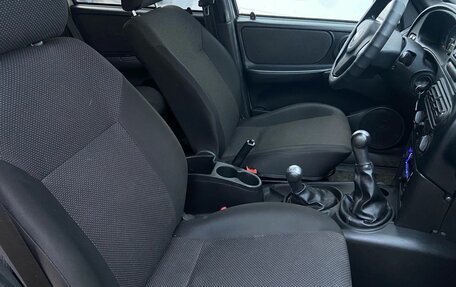 Chevrolet Niva I рестайлинг, 2017 год, 650 000 рублей, 9 фотография