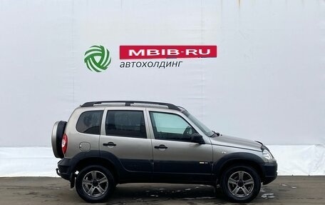 Chevrolet Niva I рестайлинг, 2017 год, 650 000 рублей, 4 фотография