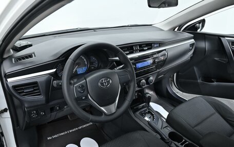 Toyota Corolla, 2013 год, 1 099 000 рублей, 6 фотография