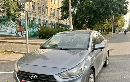 Hyundai Solaris II рестайлинг, 2017 год, 1 180 000 рублей, 8 фотография