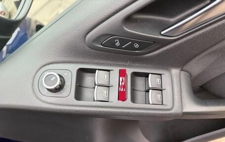 Volkswagen Golf VII рестайлинг, 2011 год, 990 000 рублей, 11 фотография