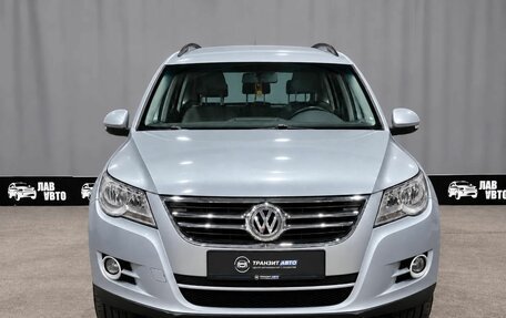 Volkswagen Tiguan I, 2010 год, 788 235 рублей, 2 фотография